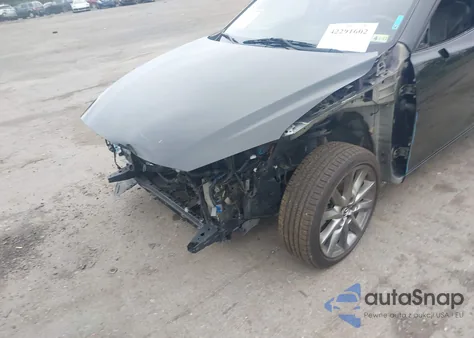 2018 Mazda 3 Touring z USA, uszkodzony, nr VIN 3MZBN1V37JM230620